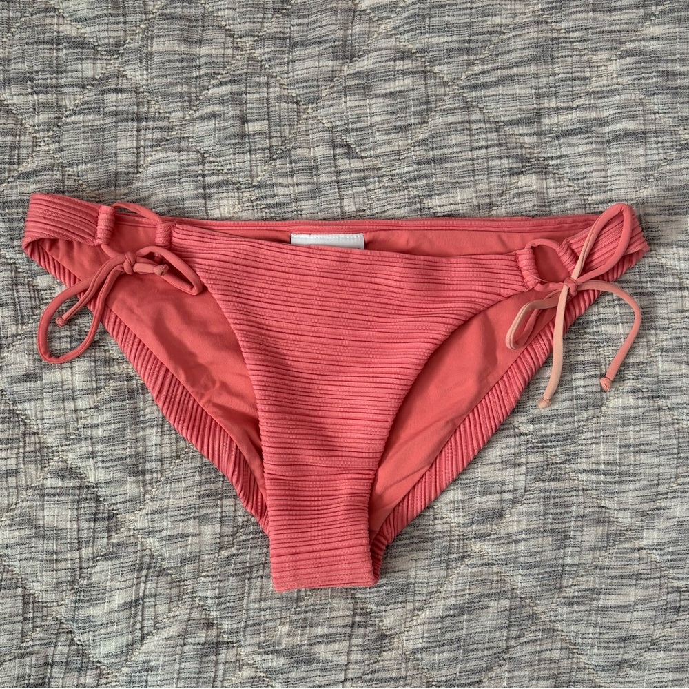 Robin Piccone Bikini Bottom Size Large NWOT | Robin Piccone Bikini | Bikini NEW-